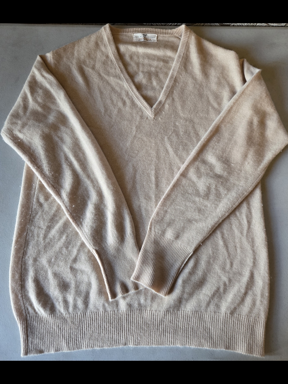 VTG 60s Braemar Beige V-Neck Pure Cashmere Sweater 42 Med Made In Scotland